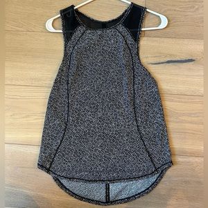 Black lululemon workout tank